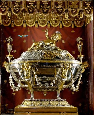 Relic of the Holy Cradle, confession of the Basilica di Santa Maria Maggiore.